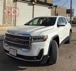 جي ام سي اكاديا